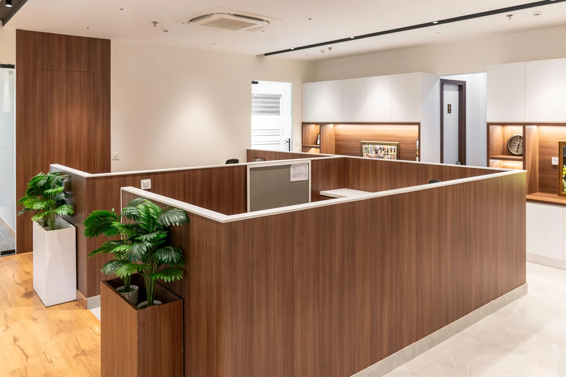 Partitions & wall systems