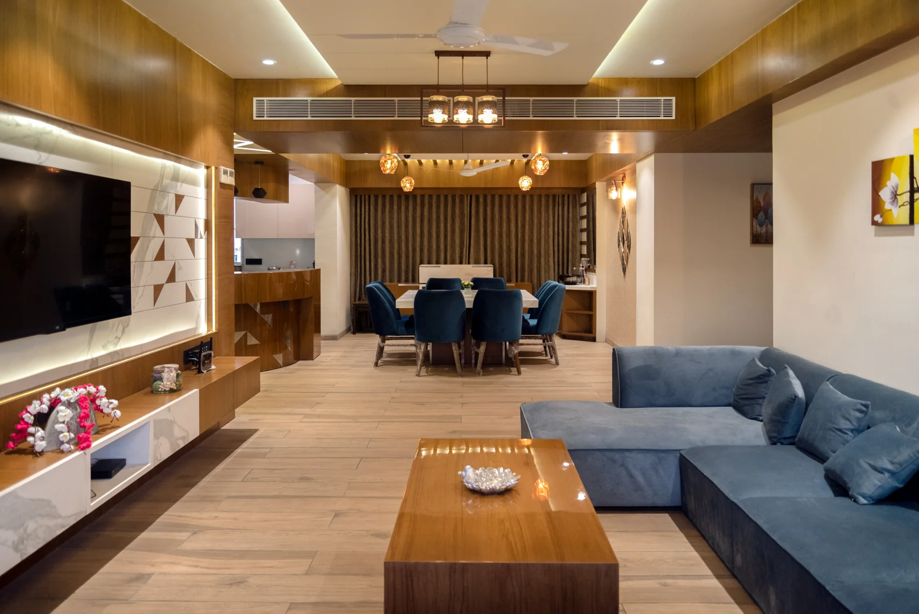 Building spaces with<br><em>engineering excellence.</em>